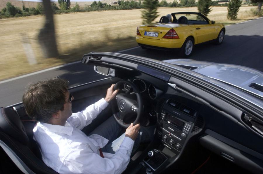 Mercedes-Benz SLK-Class 1998 года  (фото 12 из 38)